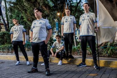 Les MAD Lions rugissent vers la victoire lors du match d'ouverture du championnat du monde de League of Legends 2022 - 6