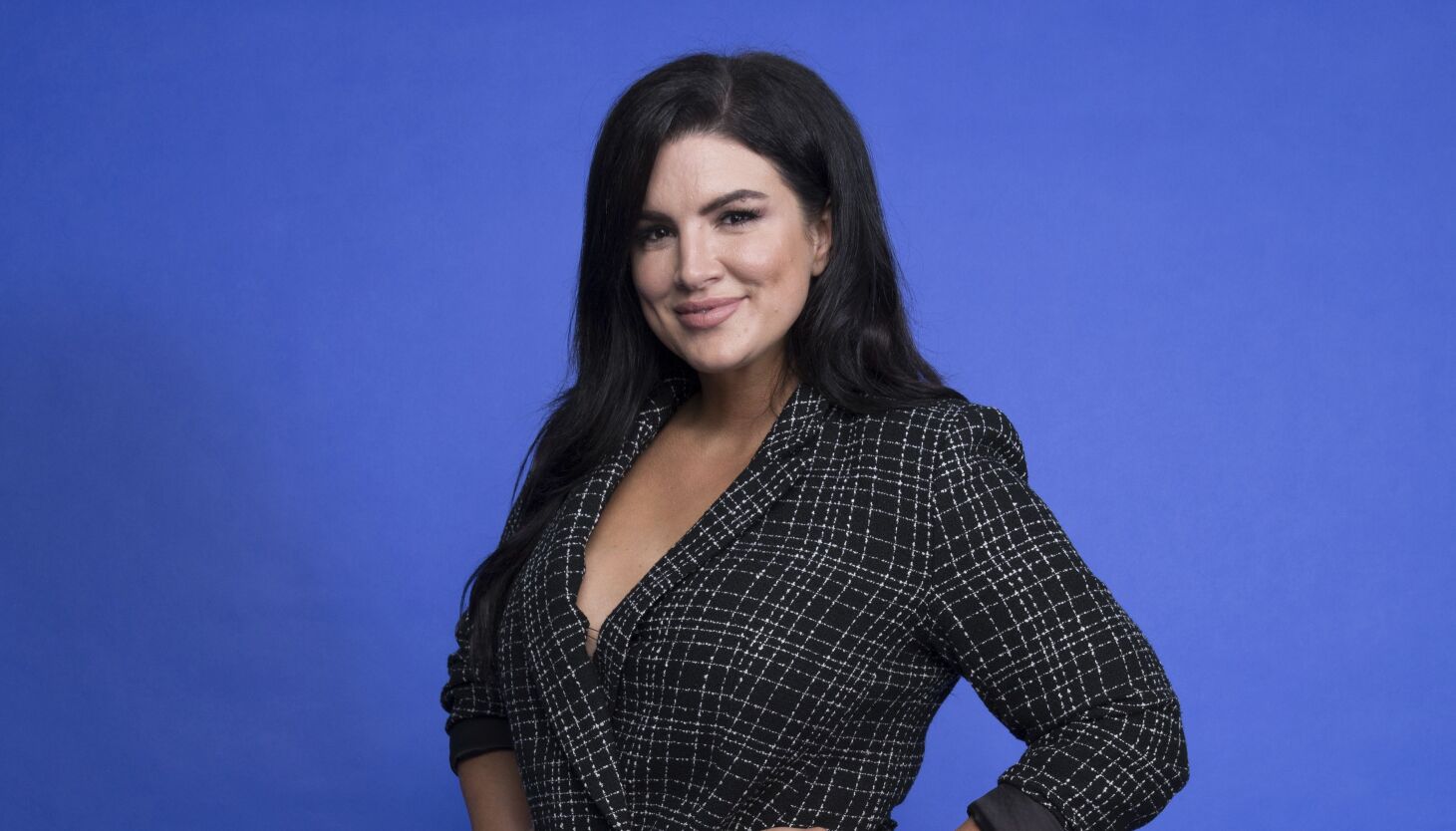 Gina Carano dit à Tucker Carlson qu'elle a été virée de Disney 2 Gina Carano dit à Tucker Carlson qu'elle a été virée de Disney - 1
