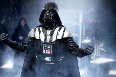 James Earl Jones signe les récréations par IA de sa voix de Dark Vador alors qu'il cherche à quitter le rôle légendaire - 7