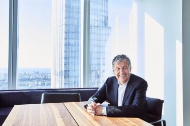 Le patron international de Warner Bros Discovery, Gerhard Zeiler, a pris la parole à la RTS – Date limite - 18