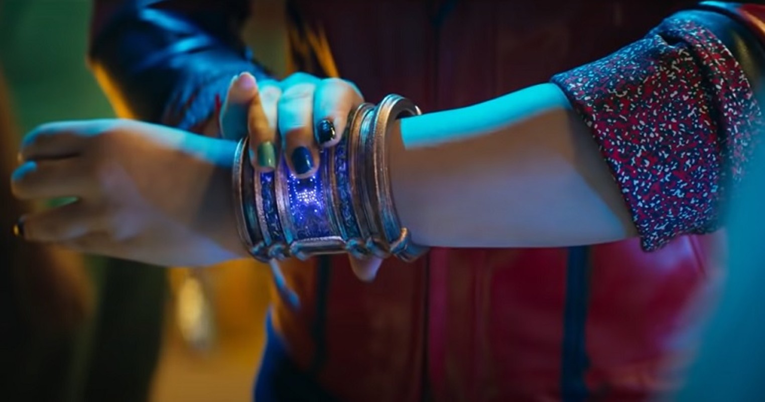Les bracelets de Mme Marvel détiennent la clé de l'avenir du MCU 2 Les bracelets de Mme Marvel détiennent la clé de l'avenir du MCU - 1