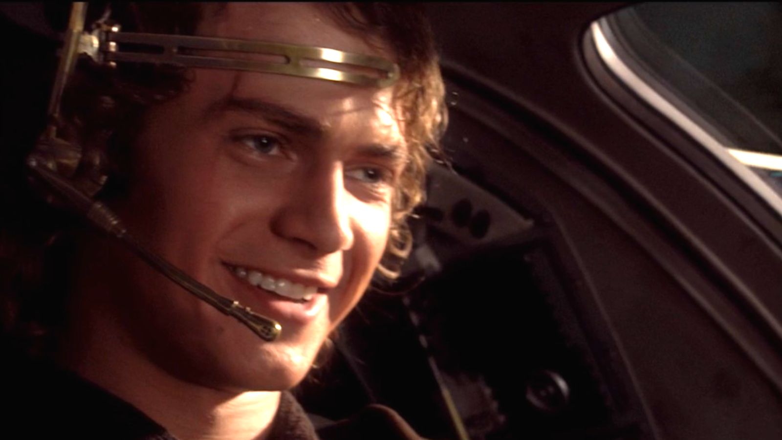 Les fans de "Star Wars" s'affrontent sur la scène d'ouverture la plus spectaculaire 2 Les fans de "Star Wars" s'affrontent sur la scène d'ouverture la plus spectaculaire - 1