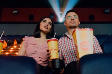 Les films classés R représentent le pourcentage le plus faible de revenus au box-office depuis des décennies, les films familiaux finissant en premier - 9