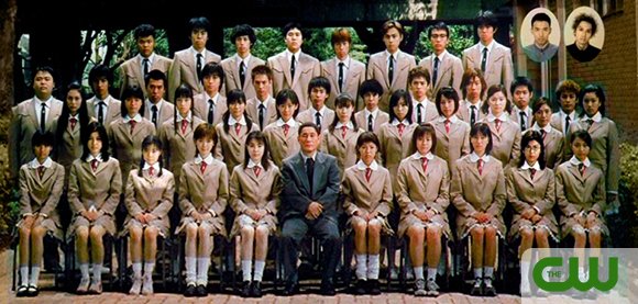 Les meilleurs films et émissions de télévision sur les jeux de la mort (et pourquoi tant d'entre eux parlent du capitalisme) 4 La photo de classe avant le Battle Royale, montrant tous les personnages qui mourraient dans le film