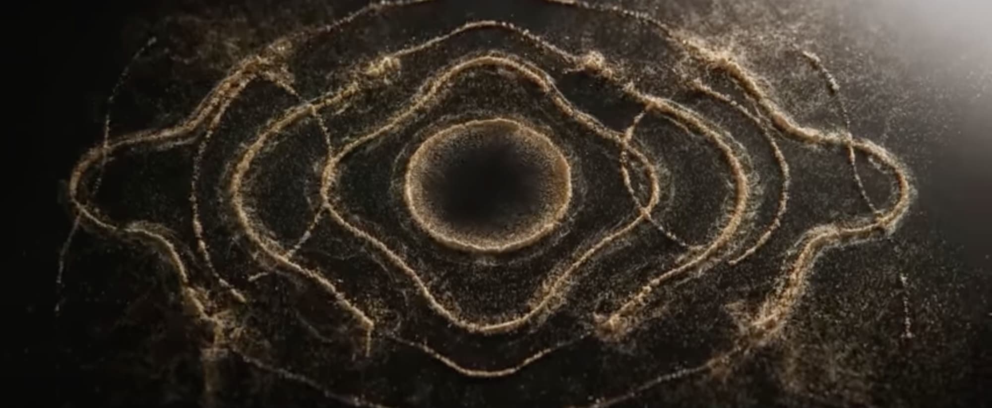 L'histoire du générique d'ouverture de The Rings of Power 2 L'histoire du générique d'ouverture de The Rings of Power - 1