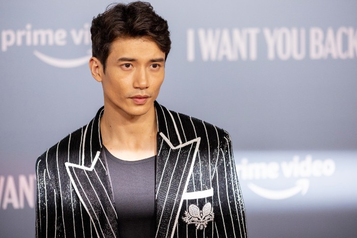 Oh Dip ! Manny Jacinto est dans un "Star Wars" 2 Oh Dip ! Manny Jacinto est dans un "Star Wars" - 1