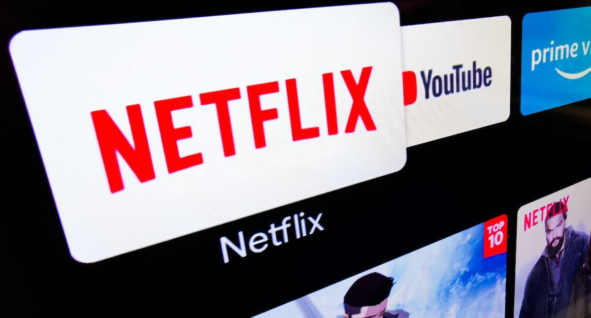 "Pas la représentation que nous recherchons": Netflix supprime l'étiquette LGBTQ de la série dramatique de Jeffrey Dahmer - 1