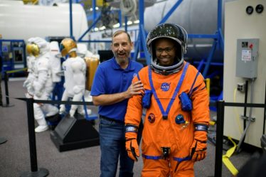 Pourquoi les Américains veulent-ils retourner sur la Lune ? – La science et le futur › Geek News - 8
