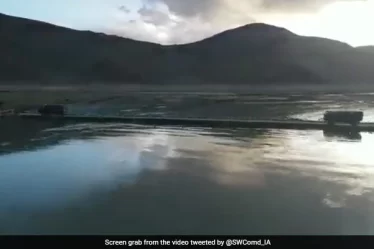 Regardez: La merveille d'ingénierie de l'armée - Un pont sur la rivière Indus au Ladakh - 9