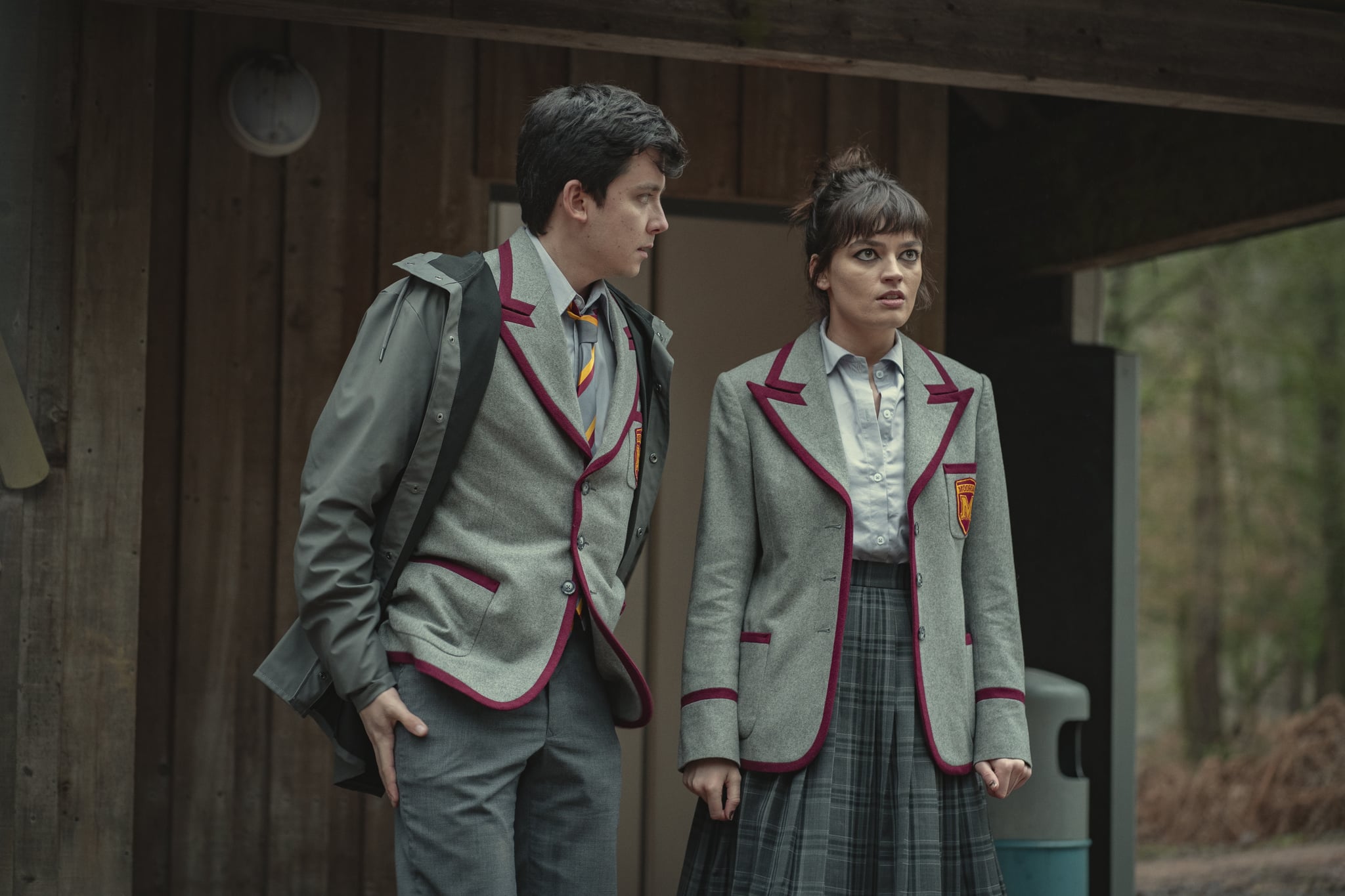 Sex Education  Saison 3. Asa Butterfield comme Otis Milburn, Emma Mackey comme Maeve Wiley dans l'épisode 5 de Sex Education Saison 3. Cr.  Sam Taylor/NETFLIX © 2020