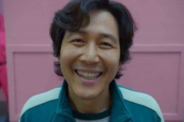 Squid GameLee Jung-Jae est entré dans l'histoire aux Emmys 2022 - 8