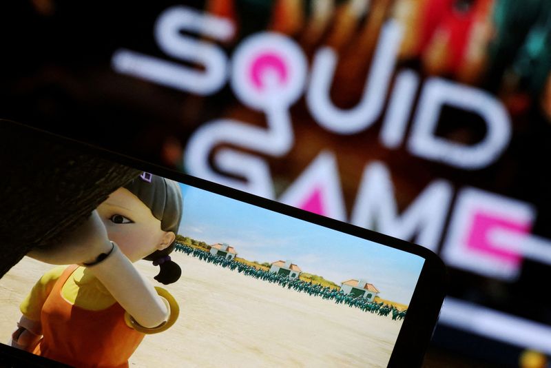 'Squid Game'directeur dans le dilemme de faire revivre des personnages morts pour la deuxième saison | WTVB | 1590 AM · 95,5 FM - 1