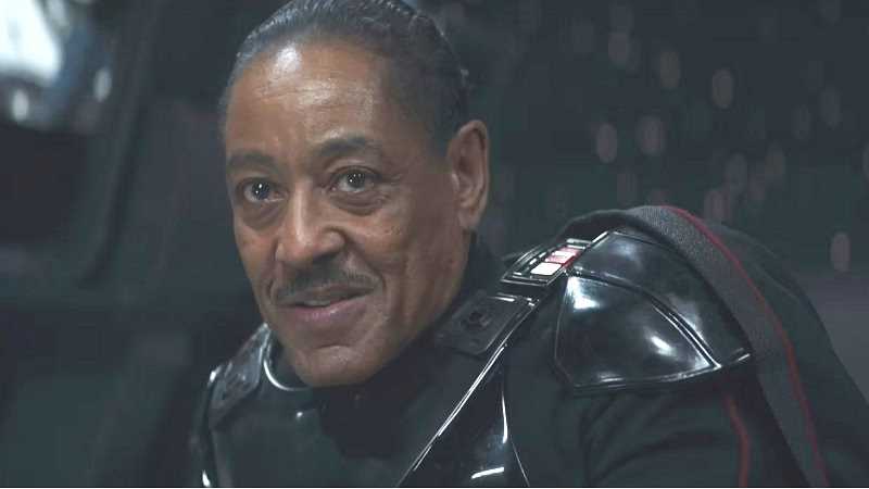 THE MANDALORIAN Star Giancarlo Esposito taquine Moff Gideon et le rôle de l'Empire dans la saison 3 de l'année prochaine 2 THE MANDALORIAN Star Giancarlo Esposito taquine Moff Gideon et le rôle de l'Empire dans la saison 3 de l'année prochaine - 1