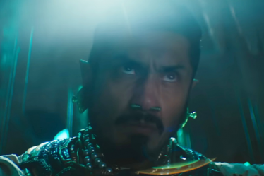 Tenoch Huerta, star de "Black Panther : Wakanda Forever", déclare que le conflit principal du film Marvel "représente ce qui se passe ici dans les États entre les minorités" - 9