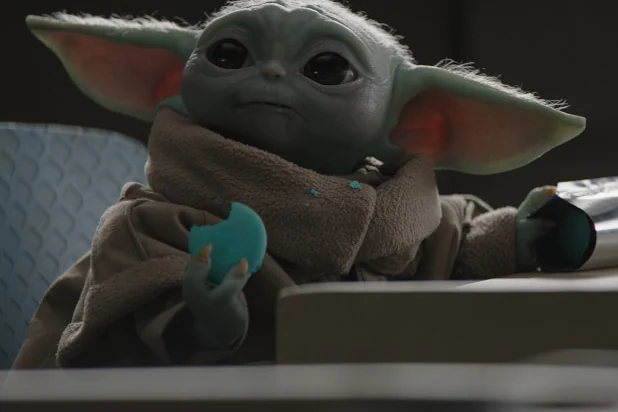 'The Mandalorian' révèle le nom de Baby Yoda, Rosario Dawson fait ses débuts en tant qu'Ahsoka 2 'The Mandalorian' révèle le nom de Baby Yoda, Rosario Dawson fait ses débuts en tant qu'Ahsoka - 1