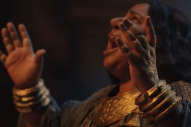 The View fustige le Seigneur des Anneaux raciste, House of the Dragon Ventilateurs - 5