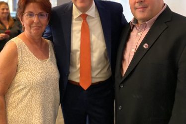 Tu peux répéter s'il te plait? Le groupe Dem approuve la candidate du GOP Phyllis Nastasio dans sa tentative de bouleverser l'Assemblée - Bronx Times - 3