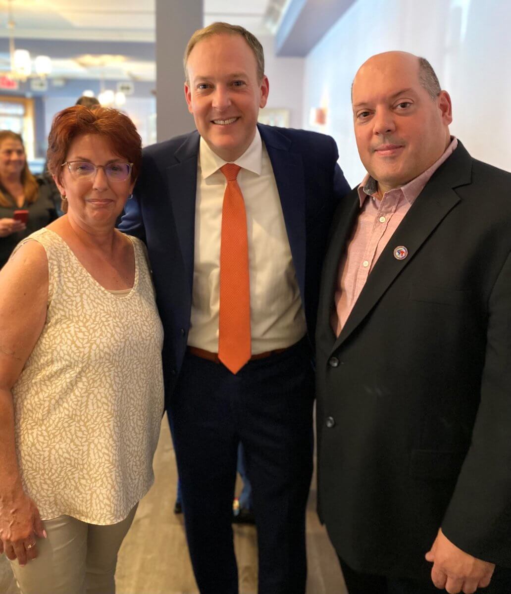Tu peux répéter s'il te plait? Le groupe Dem approuve la candidate du GOP Phyllis Nastasio dans sa tentative de bouleverser l'Assemblée - Bronx Times 2 Tu peux répéter s'il te plait? Le groupe Dem approuve la candidate du GOP Phyllis Nastasio dans sa tentative de bouleverser l'Assemblée - Bronx Times - 1