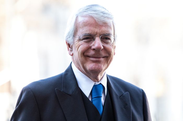 Voici comment les actions britanniques ont réagi lorsqu'un nouveau Premier ministre prend le pouvoir au milieu d'un mandat - 3