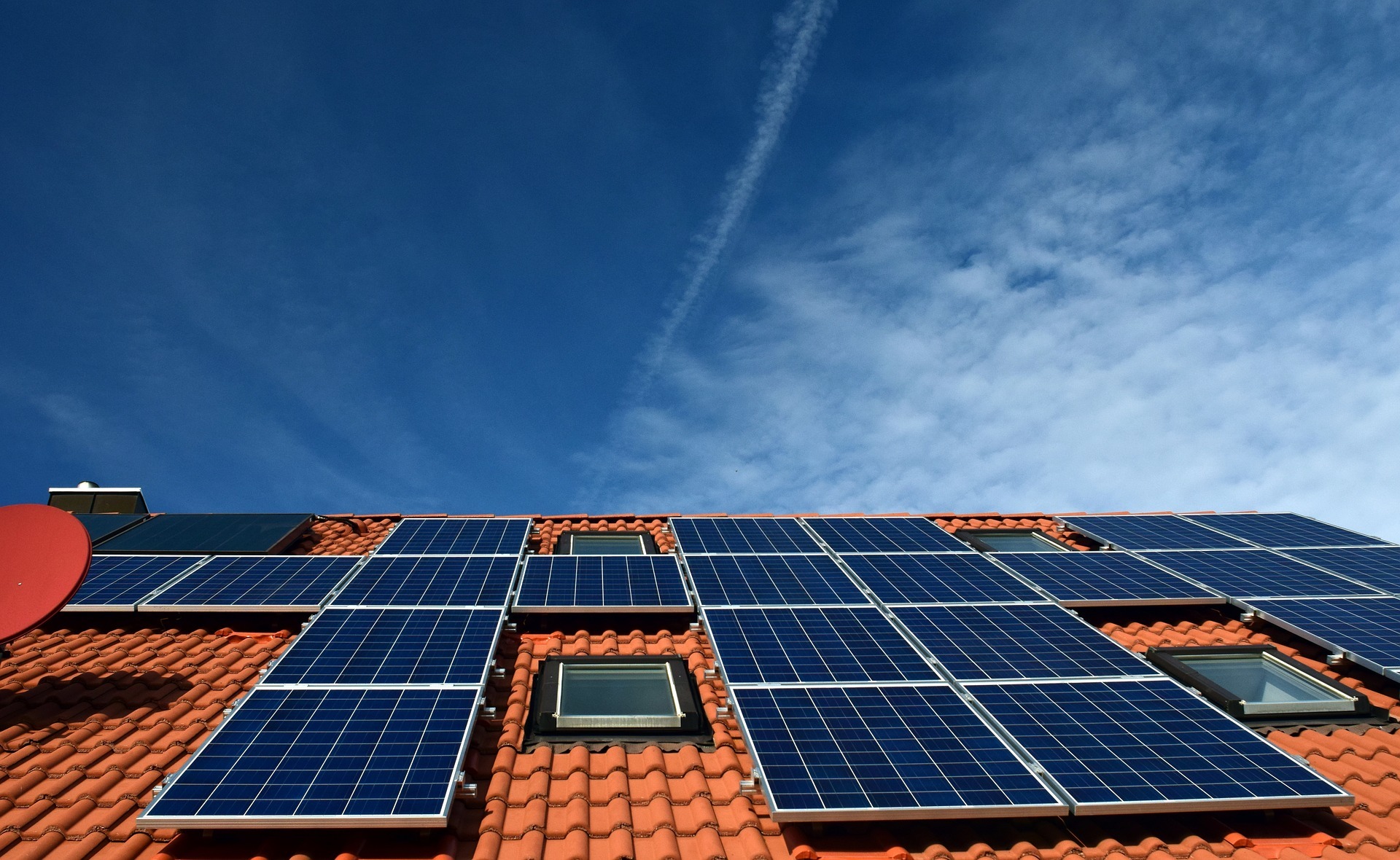 Comment choisir un bon installateur de panneaux solaire photovoltaïque en 2022 ? 2 Comment choisir un bon installateur de panneaux solaire photovoltaïque en 2022 ? - 1