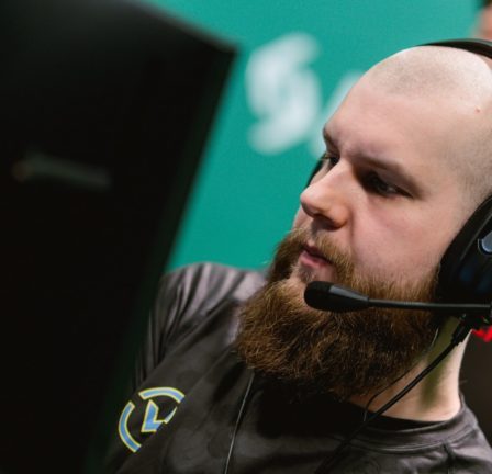 F0rest dégage accidentellement une fumée incroyable sur le Mirage de CS:GO 10 F0rest dégage accidentellement une fumée incroyable sur le Mirage de CS:GO - 9