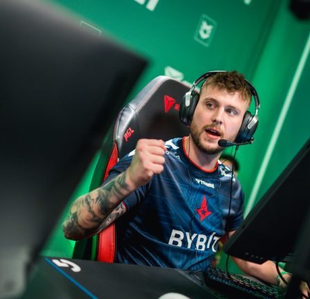 K0nfig n'a "aucune idée" de ce qui se passe alors que la nouvelle gamme NIP prend IEM Katowice 2023 26 K0nfig n'a "aucune idée" de ce qui se passe alors que la nouvelle gamme NIP prend IEM Katowice 2023 - 25