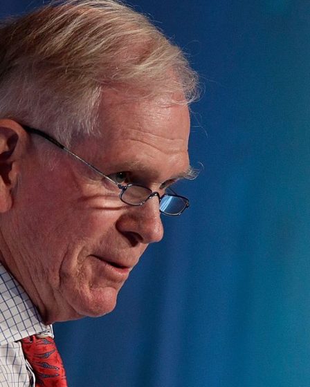 Jeremy Grantham prévient qu'une "tragédie" se profile alors que la "superbulle" des actions pourrait éclater 2 Jeremy Grantham prévient qu'une "tragédie" se profile alors que la "superbulle" des actions pourrait éclater - 1