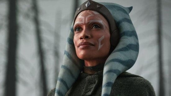 Rosario Dawson dans le rôle d'Ahsoka Tano dans The Mandalorian