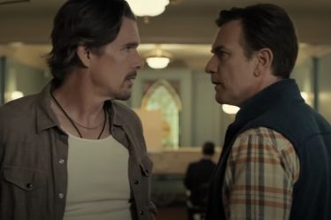 Hawke et McGregor jouent les demi-frères dans Raymond et Ray - 8