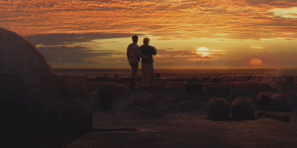 10 choses de The Sith Revenge que les Redditors dérangent toujours 21 Scène finale de Beru et Owen regardant les Twin Suns dans Revenge of the Sith