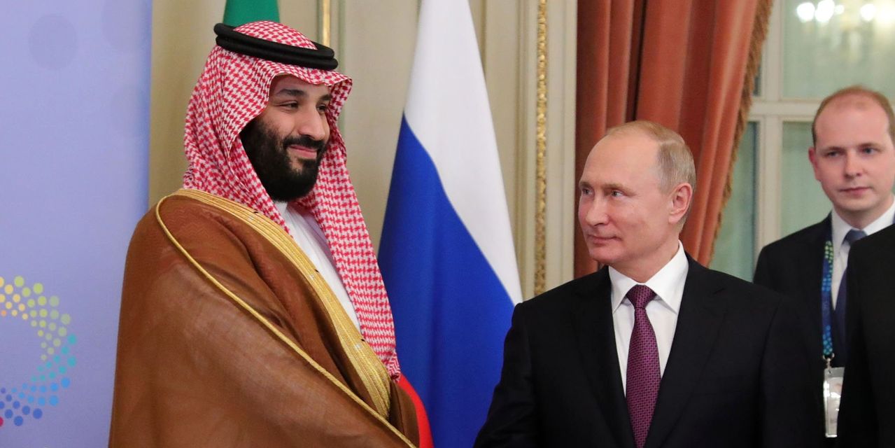 Les prix du pétrole bondissent sur les rapports que l'OPEP+ réduira sa production 2 Les prix du pétrole bondissent sur les rapports que l'OPEP+ réduira sa production - 1