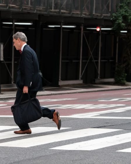 Plus de 50 % des PDG disent qu'ils envisagent de supprimer des emplois au cours des 6 prochains mois - et les travailleurs à distance pourraient être les premiers à s'adresser 10 Plus de 50 % des PDG disent qu'ils envisagent de supprimer des emplois au cours des 6 prochains mois - et les travailleurs à distance pourraient être les premiers à s'adresser - 9