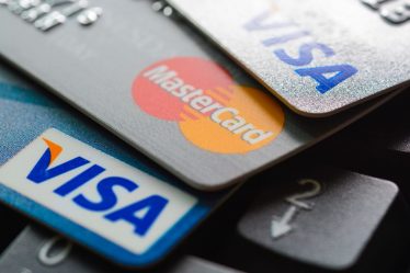 Visa "risque de perdre le plus" des nouvelles règles de la Fed sur les cartes de débit, selon un analyste - 9