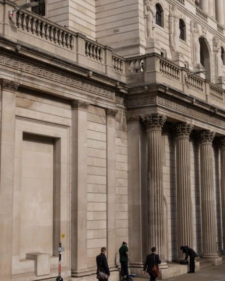 La Banque d'Angleterre annonce des mesures de soutien supplémentaires alors que le plan d'achat d'obligations d'urgence tire à sa fin 74 La Banque d'Angleterre annonce des mesures de soutien supplémentaires alors que le plan d'achat d'obligations d'urgence tire à sa fin - 73