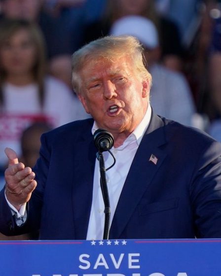 Le ministère de la Justice exhorte la Cour suprême à rejeter la demande de Trump concernant les documents saisis à Mar-a-Lago 58 Le ministère de la Justice exhorte la Cour suprême à rejeter la demande de Trump concernant les documents saisis à Mar-a-Lago - 57