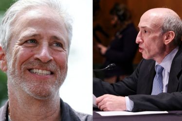 Jon Stewart et Gary Gensler se disputent la surveillance de la SEC: "Ce ne sont pas des règles du jeu équitables" - 7