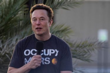Elon Musk fait l'objet d'une enquête des autorités américaines sur l'accord, selon Twitter