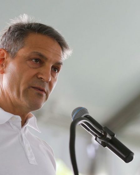 Apple et Spotify devraient "arrêter de travailler" avec Kanye West, déclare Ari Emanuel