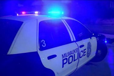 Des coups de feu quotidiens rappellent à la militante pour la paix de Milwaukee son fils assassiné - 9