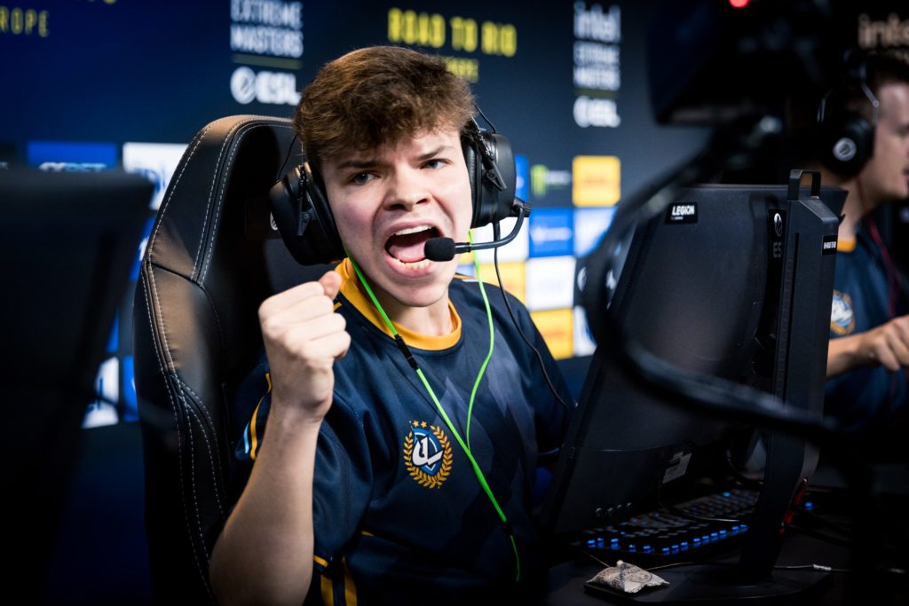 De Cloud9 à FaZe, voici toutes les équipes IEM Rio Major CS:GO classées 12 De Cloud9 à FaZe, voici toutes les équipes IEM Rio Major CS:GO classées - 11