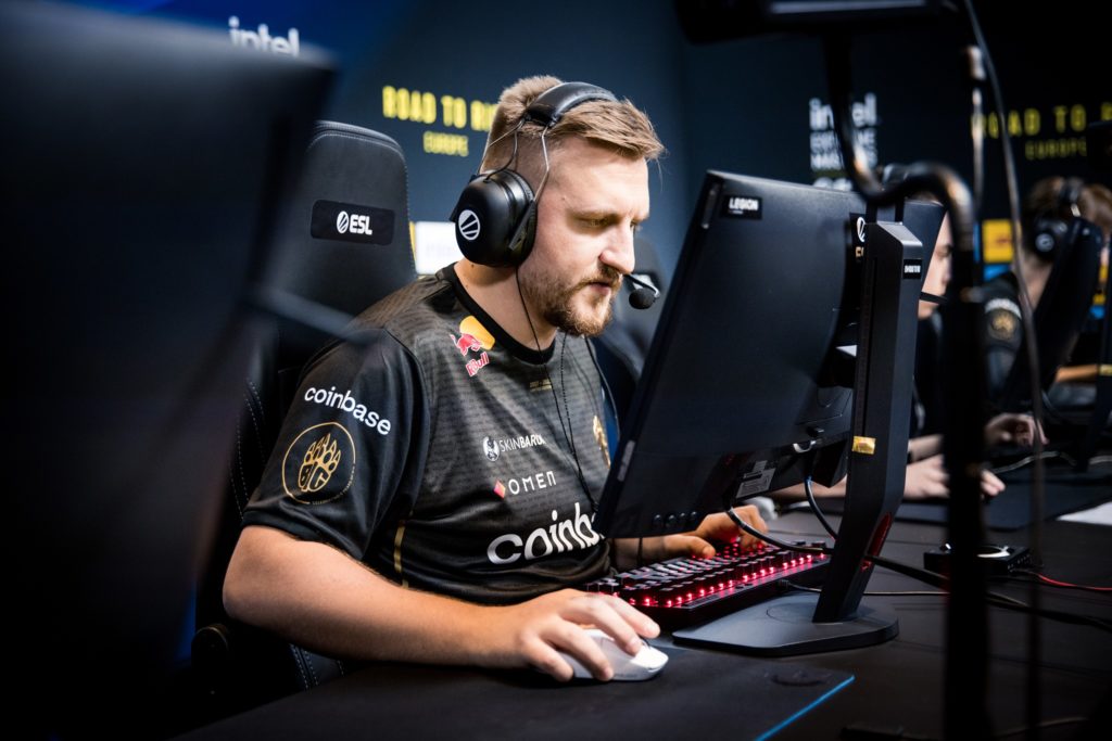 De Cloud9 à FaZe, voici toutes les équipes IEM Rio Major CS:GO classées 20 De Cloud9 à FaZe, voici toutes les équipes IEM Rio Major CS:GO classées - 19
