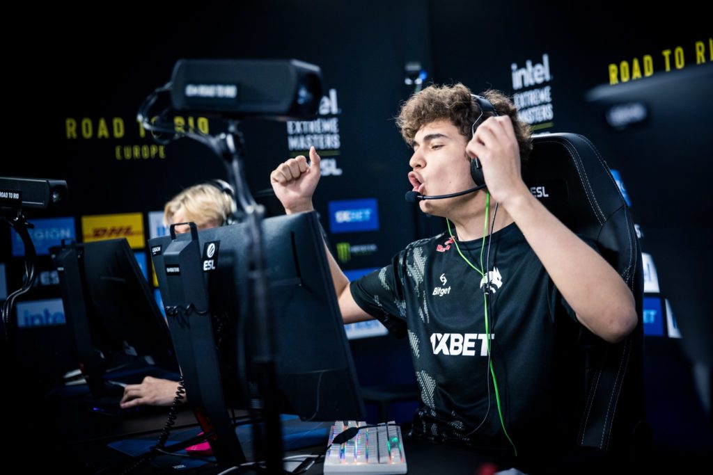 De Cloud9 à FaZe, voici toutes les équipes IEM Rio Major CS:GO classées 22 De Cloud9 à FaZe, voici toutes les équipes IEM Rio Major CS:GO classées - 21