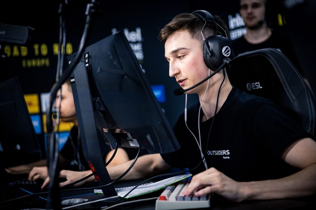 De Cloud9 à FaZe, voici toutes les équipes IEM Rio Major CS:GO classées 30 De Cloud9 à FaZe, voici toutes les équipes IEM Rio Major CS:GO classées - 29