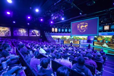 Rapport: les jeux LCS pourraient passer aux jours de semaine en 2023 - 9