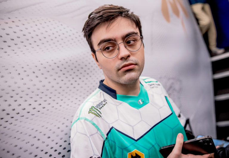 Ne les comptez pas encore: Evil Geniuses apporte aux LCS sa première victoire aux Mondiaux 2022 2 Ne les comptez pas encore: Evil Geniuses apporte aux LCS sa première victoire aux Mondiaux 2022 - 1