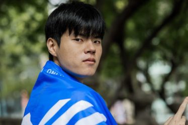 Une finale qui vaut la peine d'attendre: Deft et Zeka de DRX jouent comme des dieux bouleversés par RNG aux Mondiaux 2022 - 5