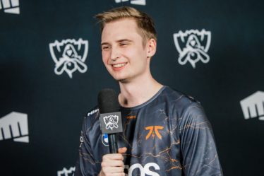 Humanoid parle des problèmes de scrim de Fnatic lors des Mondiaux 2022 et ouvre sa propre voie vers l'amélioration cette année - 7