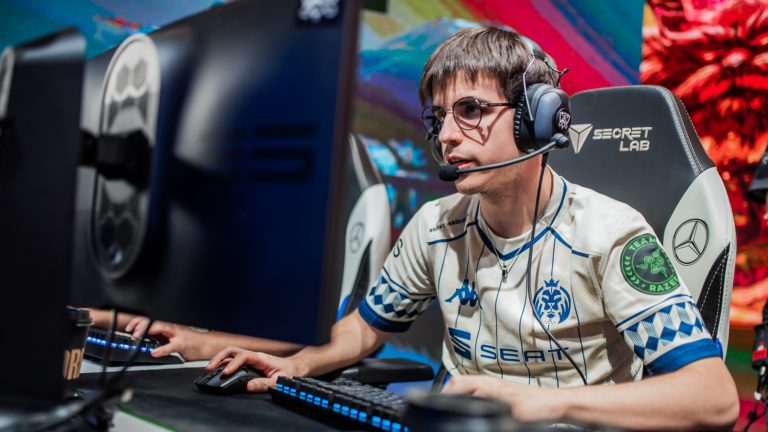 "Je n'ai pas été vraiment impressionné par eux": Elyoya face à NA aux LoL Worlds 2022 2 "Je n'ai pas été vraiment impressionné par eux": Elyoya face à NA aux LoL Worlds 2022 - 1