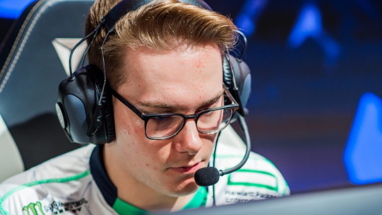 EG Inspiré de la raison pour laquelle battre les MAD Lions aux LoL Worlds 2022 était "personnel" pour lui 2 EG Inspiré de la raison pour laquelle battre les MAD Lions aux LoL Worlds 2022 était "personnel" pour lui - 1