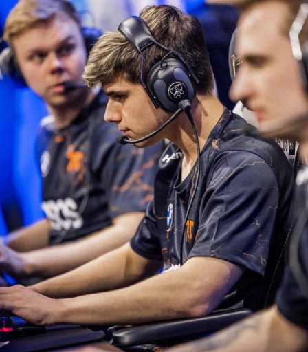 Demon Slayers: Fnatic défie T1 pour continuer sa séquence aux Mondiaux 2022 - 94